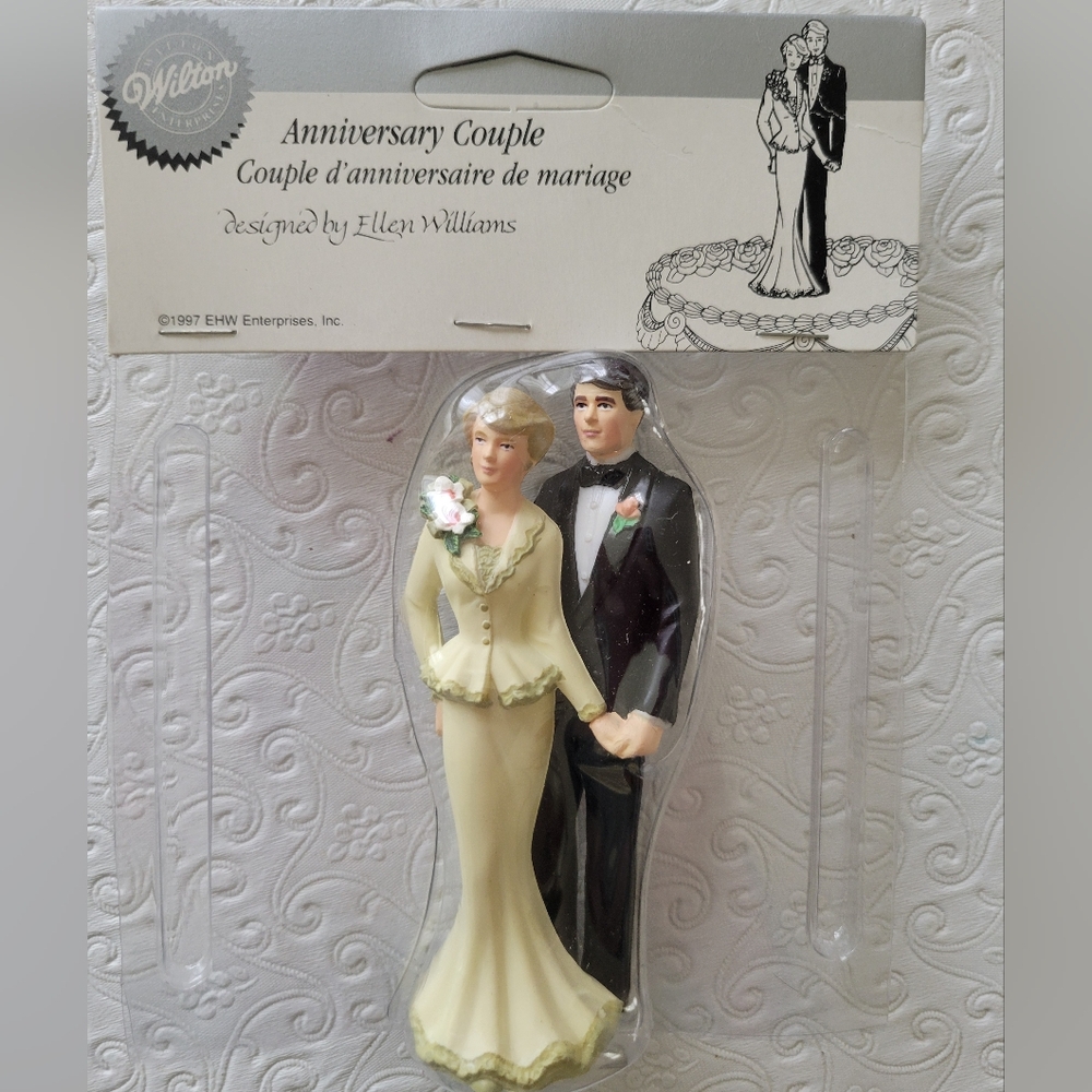 Wilton Cake Topper Anniversary  vintage new